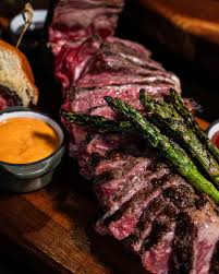 STEAK LOVER’S CHRISTMAS DELIGHT